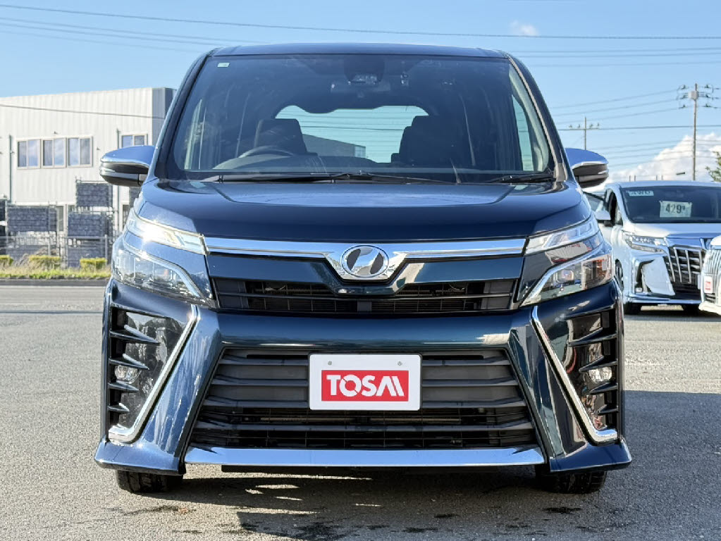 トヨタ ヴォクシー ZS 煌 4WD