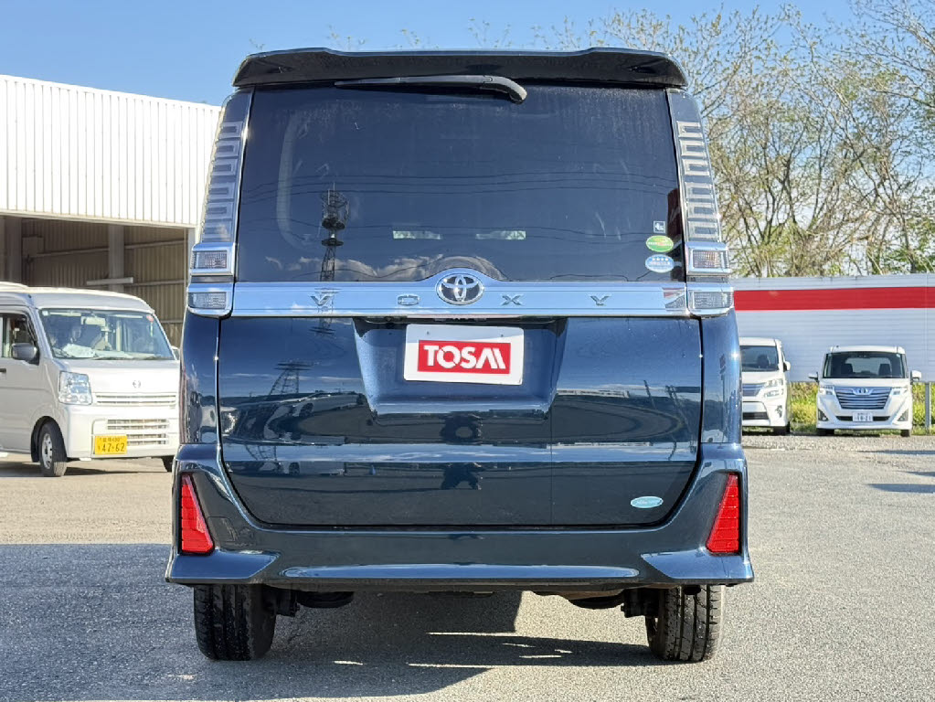 トヨタ ヴォクシー ZS 煌 4WD
