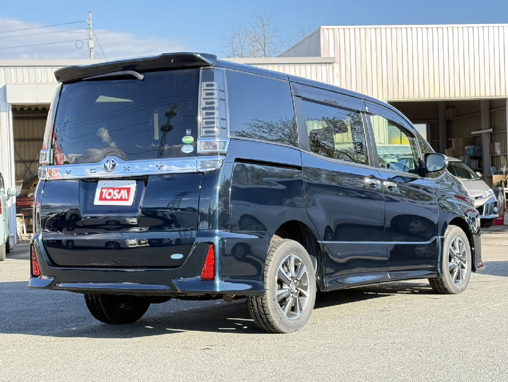 トヨタ ヴォクシー ZS 煌 4WD