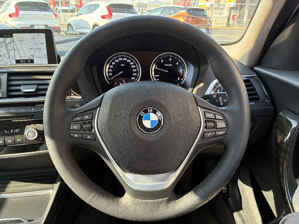 ＢＭＷ ＢＭＷ １シリーズ １８Ｄファッショニスタ