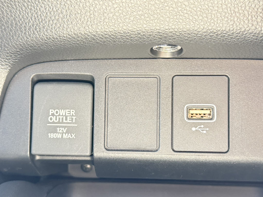 ホンダ フィット e:HEVﾎｰﾑ 4WD