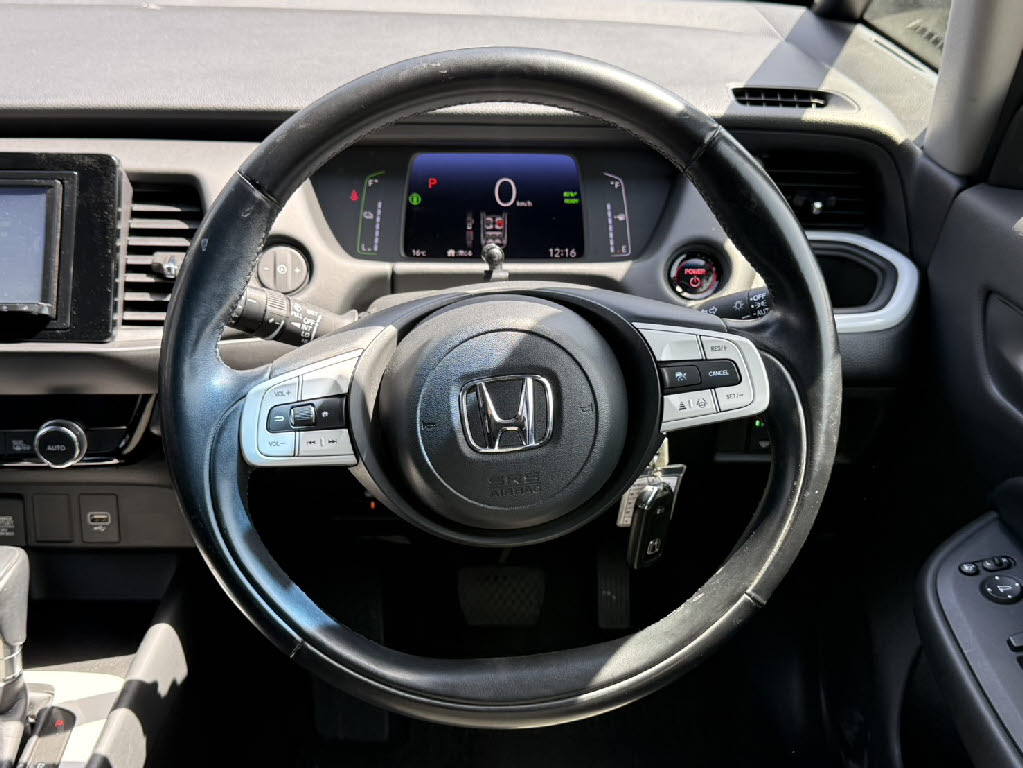 ホンダ フィット e:HEVﾎｰﾑ 4WD