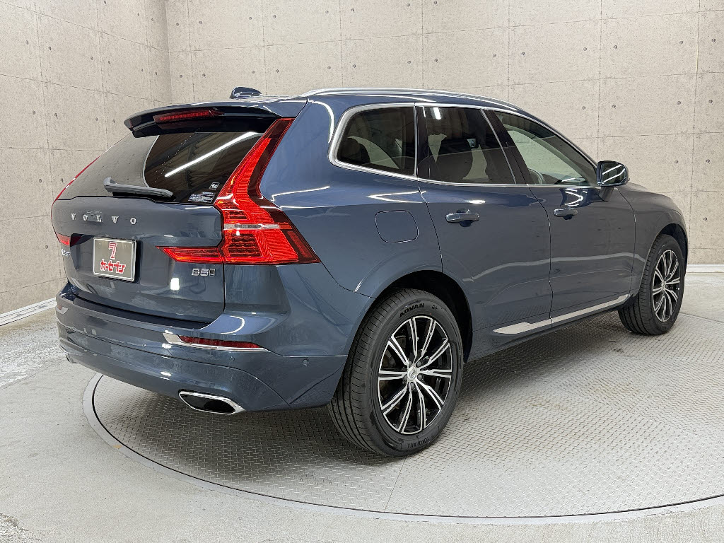 ボルボ ボルボ ＸＣ６０ B5 AWD ｲﾝｽｸﾘﾌﾟｼｮﾝ 4WD