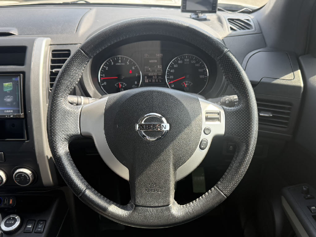 ニッサン エクストレイル 2.0Xtt　4WD