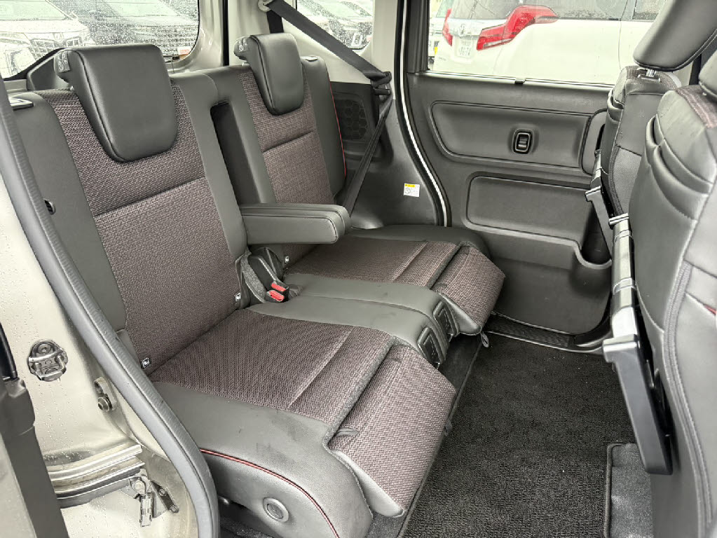 スズキ スペーシアカスタム ４ＷＤ　ＸＳ