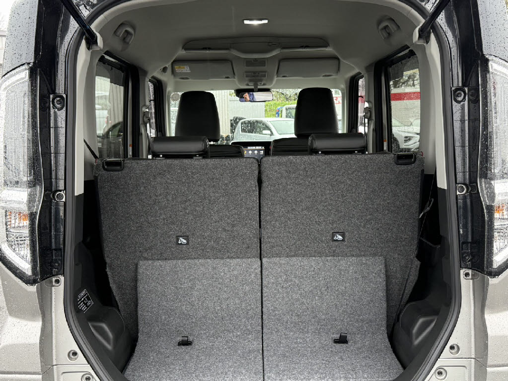 スズキ スペーシアカスタム ４ＷＤ　ＸＳ