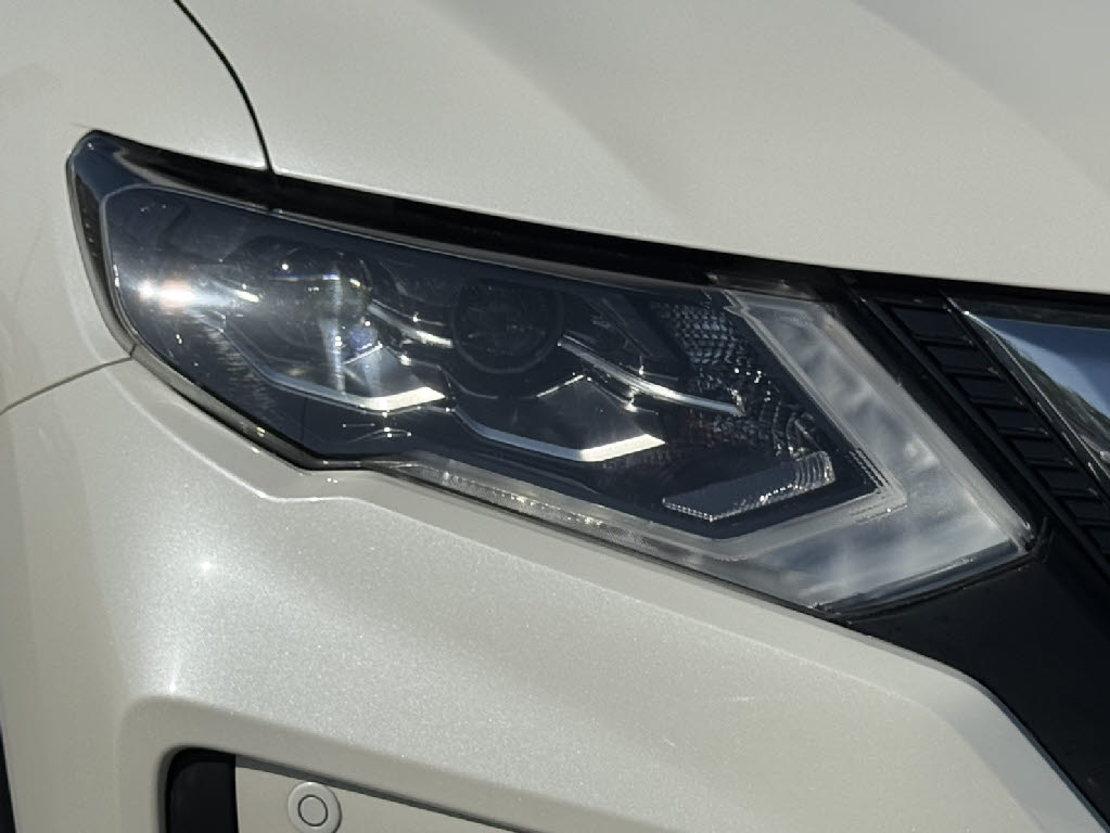 ニッサン エクストレイル 20X HYBRID 4WD