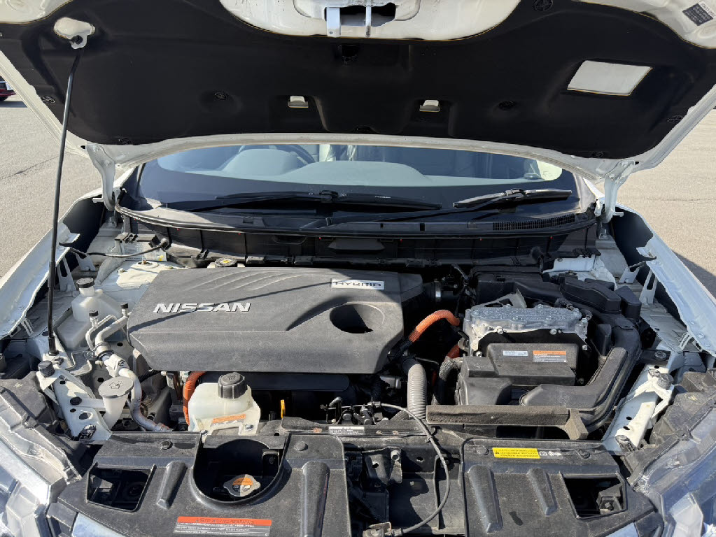 ニッサン エクストレイル 20X HYBRID 4WD
