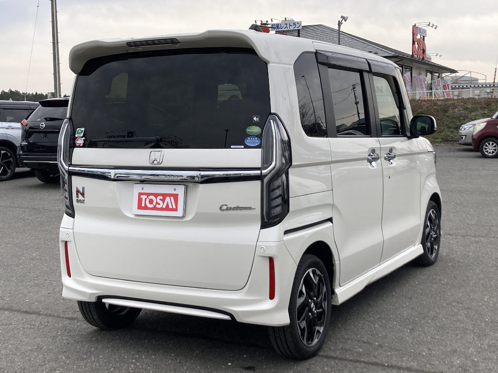 ホンダ Ｎ　ＢＯＸカスタム G-Lﾀｰﾎﾞ ﾎﾝﾀﾞｾﾝｼﾝｸﾞ 4WD