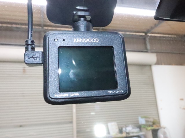 トヨタ スペイド Ｆ