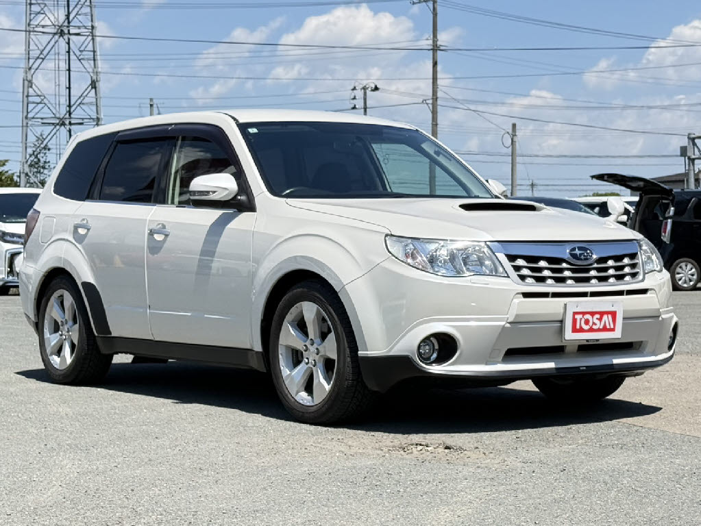 スバル フォレスター 2.0XT