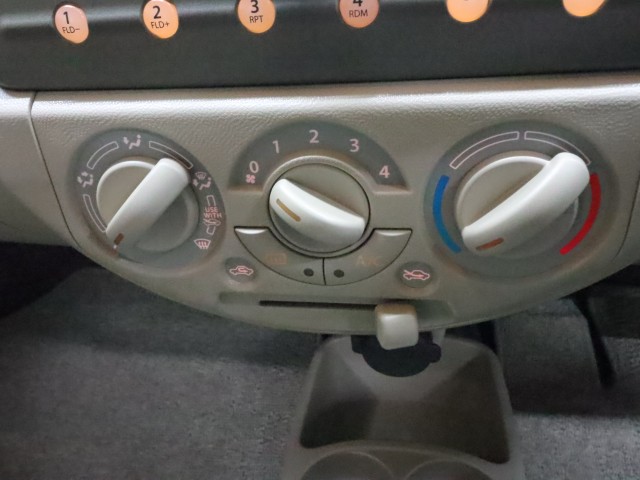 スズキ アルト F