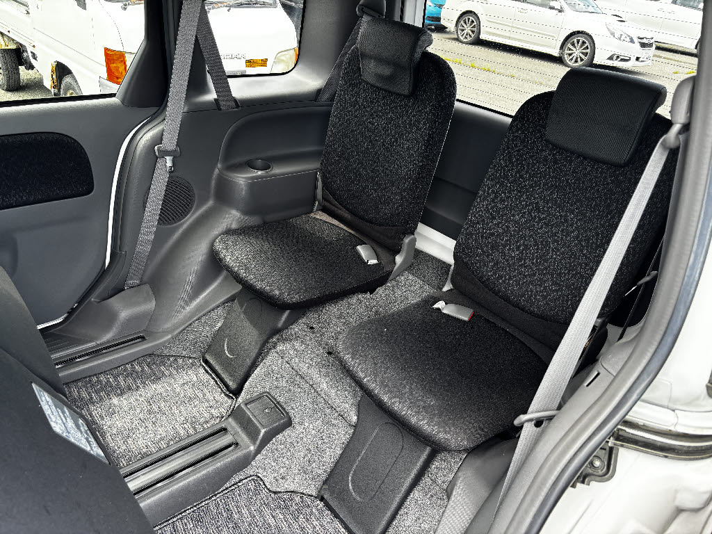 トヨタ シエンタ 1.5ﾀﾞｲｽ G