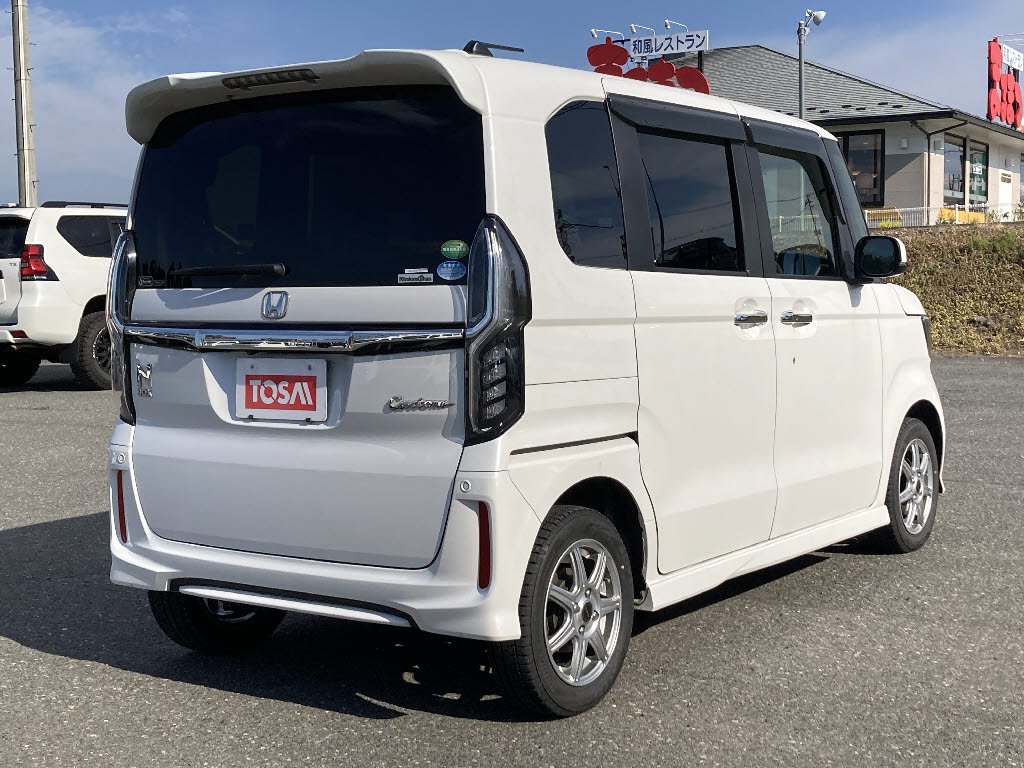 ホンダ Ｎ　ＢＯＸカスタム G・Ｌﾎﾝﾀﾞｾﾝｼﾝｸﾞ 4WD