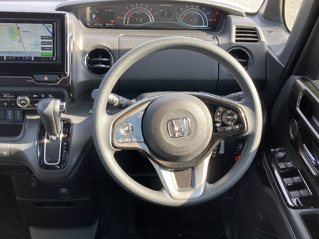 ホンダ Ｎ　ＢＯＸカスタム G・Ｌﾎﾝﾀﾞｾﾝｼﾝｸﾞ 4WD