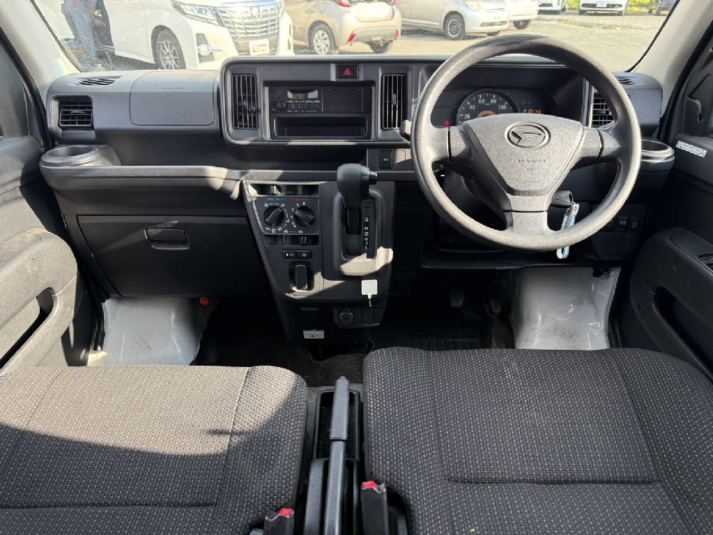 ダイハツ ハイゼットカーゴＶ ﾃﾞﾗｯｸｽ HR SA3 4WD