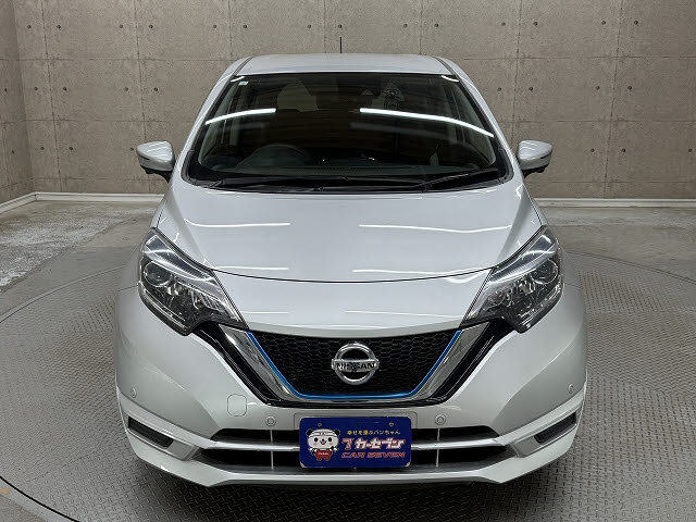 ニッサン ノート e-POWER B