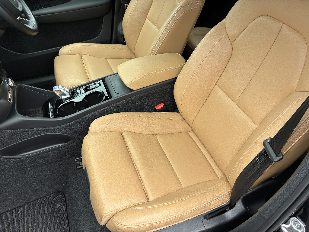 ボルボ ボルボ ＸＣ４０ B4 AWDｲﾝｽｸﾘﾌﾟｼｮﾝ