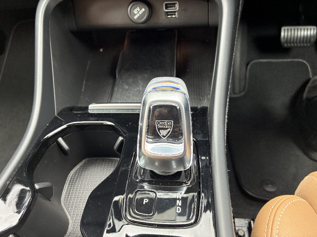 ボルボ ボルボ ＸＣ４０ B4 AWDｲﾝｽｸﾘﾌﾟｼｮﾝ