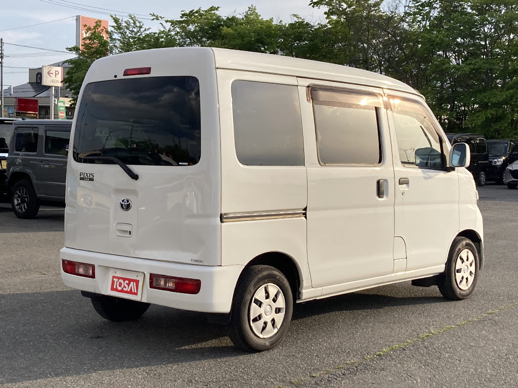 トヨタ ピクシスＶ ｸﾙｰｽﾞ 4WD
