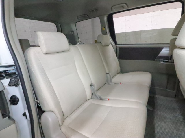 トヨタ ノア S Gｴﾃﾞｨｼｮﾝ