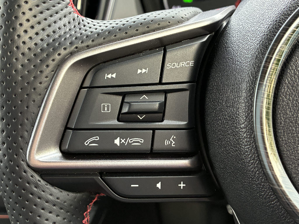スバル クロストレック ﾘﾐﾃｯﾄﾞ 4WD