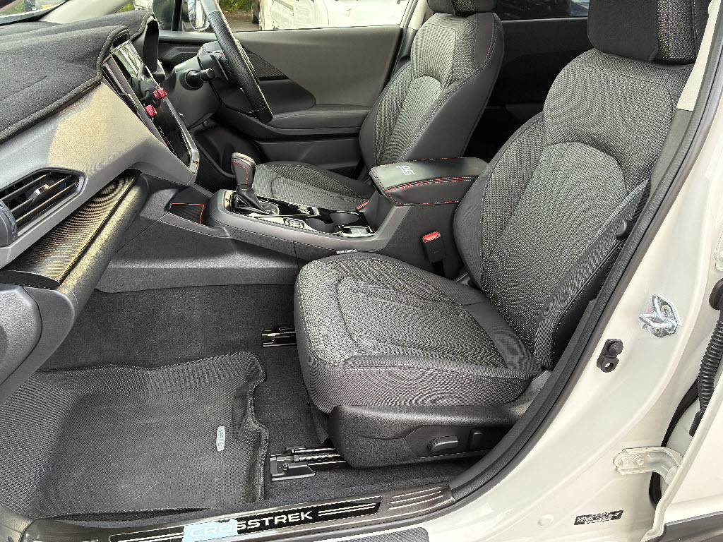 スバル クロストレック ﾘﾐﾃｯﾄﾞ 4WD
