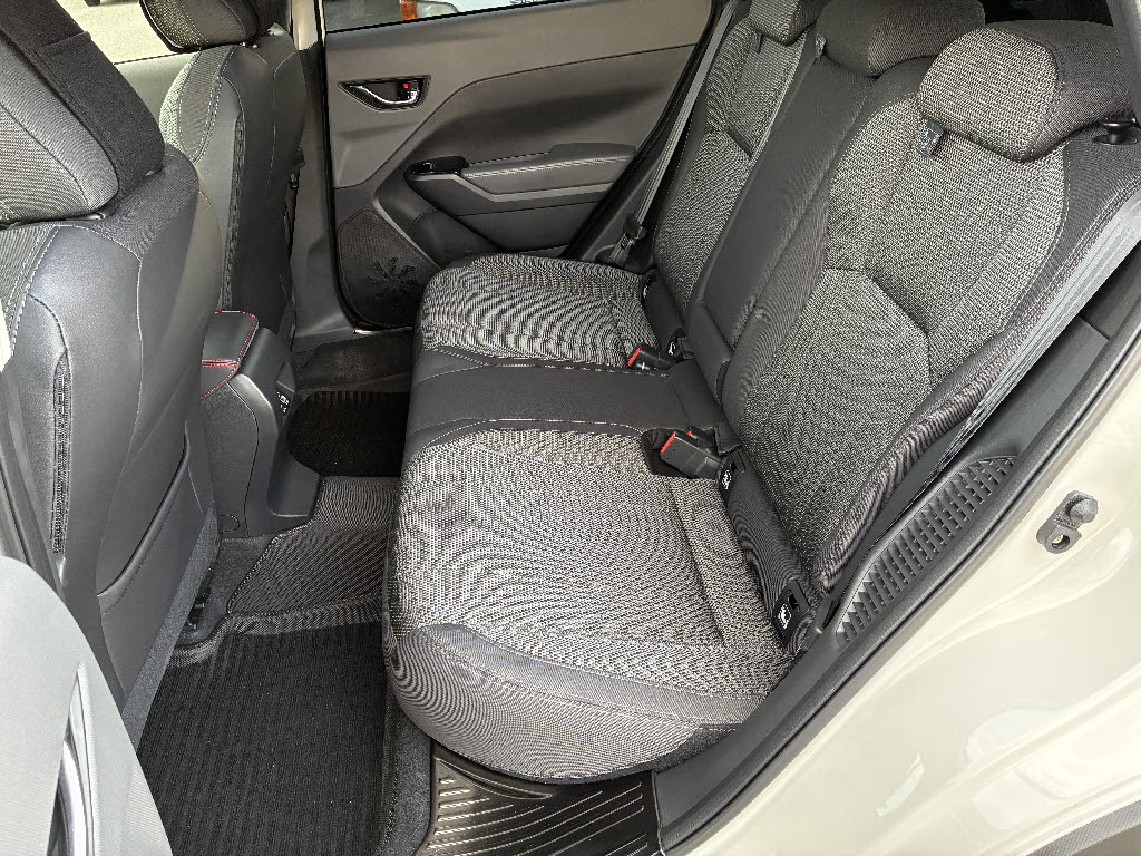 スバル クロストレック ﾘﾐﾃｯﾄﾞ 4WD