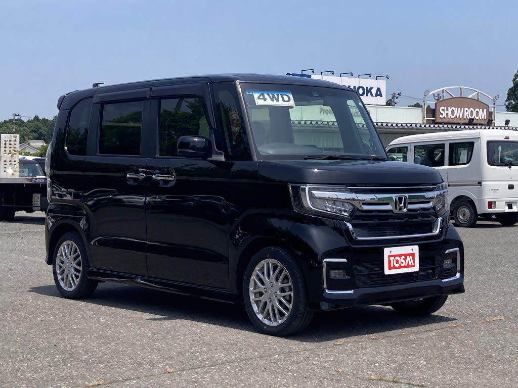 ホンダ Ｎ　ＢＯＸカスタム L ﾀｰﾎﾞ 4WD