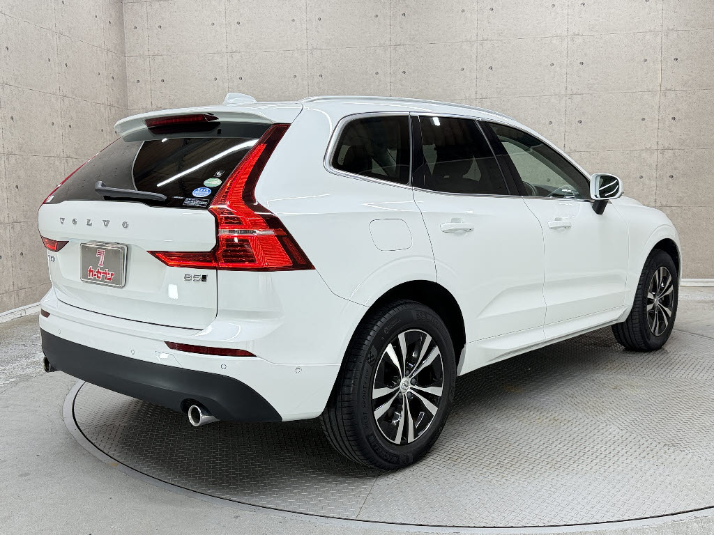 ボルボ ボルボ ＸＣ６０ B5 AWD ﾓｰﾒﾝﾀﾑ