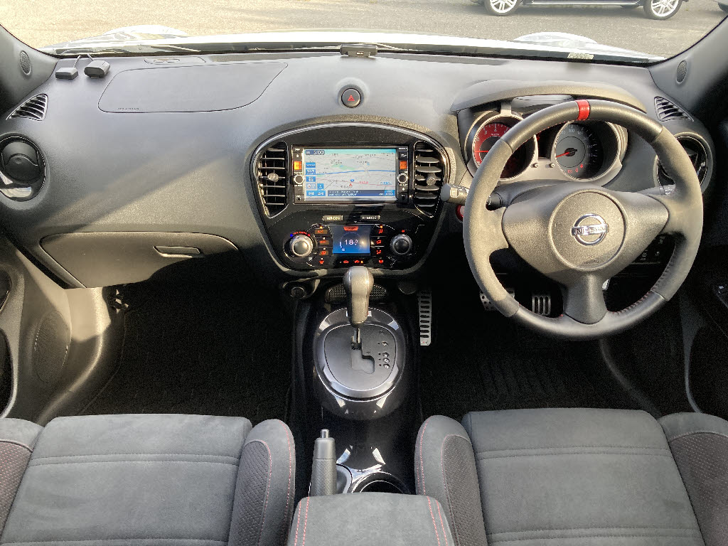 ニッサン ジューク ﾆｽﾓ 4WD