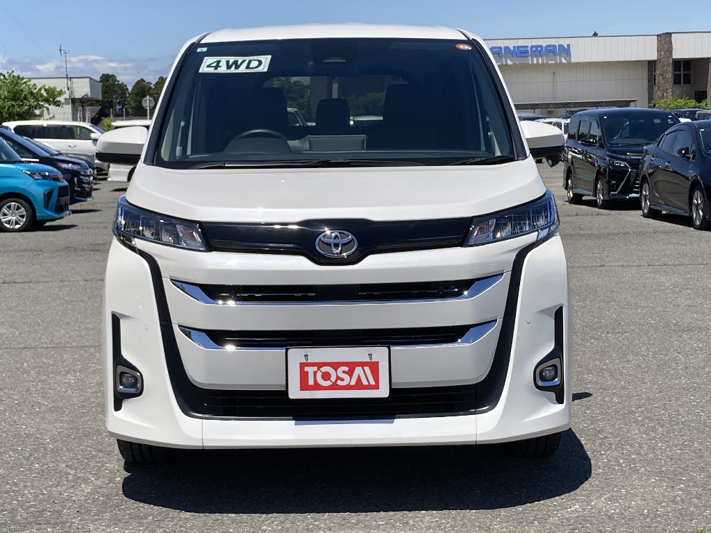 トヨタ ノア X 4WD