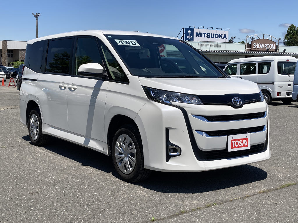 トヨタ ノア X 4WD