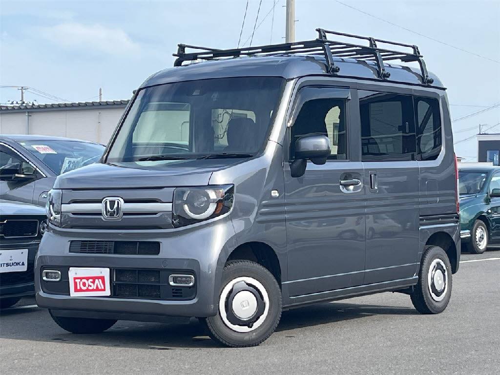ホンダ Ｎ－ＶＡＮ ﾌｧﾝﾀｰﾎﾞﾎﾝﾀﾞｾﾝｼﾝｸﾞ4WD
