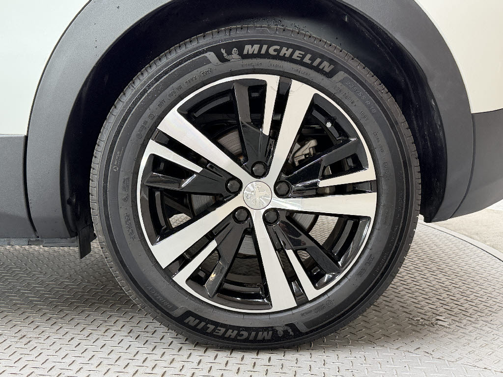 プジョー プジョー３００８ GT ﾊｲﾌﾞﾘｯﾄﾞ4