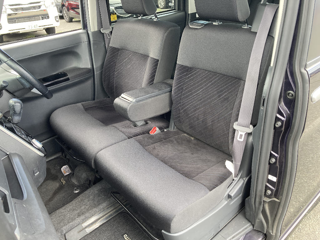 ダイハツ タントカスタム RSカスタム SA 4WD