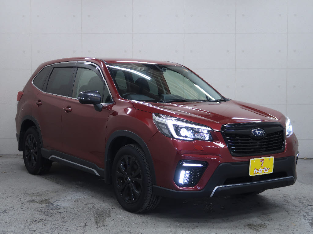 スバル フォレスター スポーツ　4WD