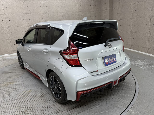 ニッサン ノート eパワーニスモ