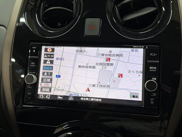 ニッサン ノート eパワーメダリスト