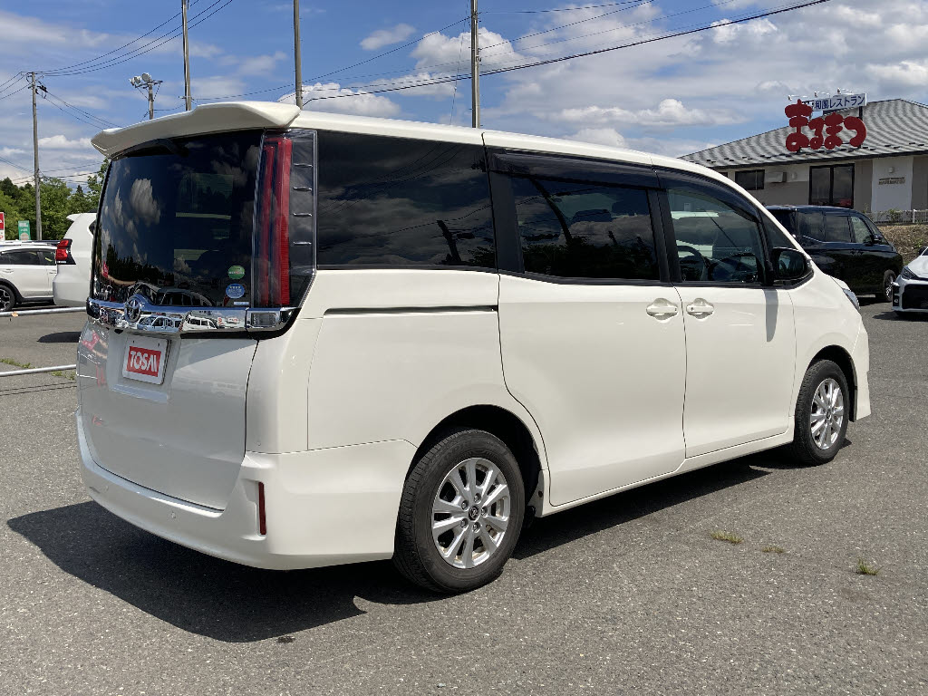 トヨタ ノア G