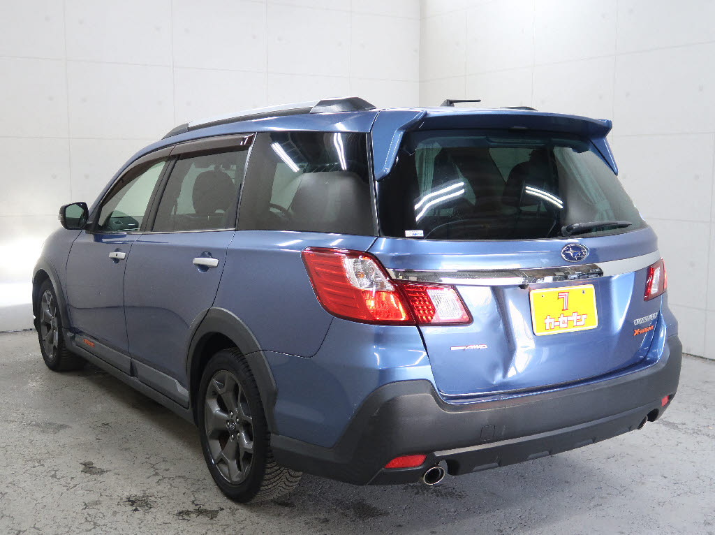 スバル ｴｸｼｰｶﾞ ｸﾛｽｵｰﾊﾞｰ7 Xブレイク　4WD