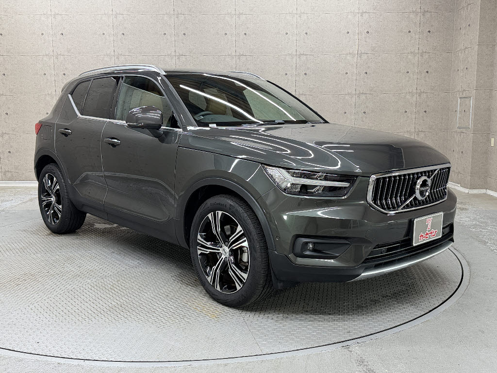ボルボ ボルボ ＸＣ４０ T4 AWD ｲﾝｽｸﾘﾌﾟｼｮﾝ