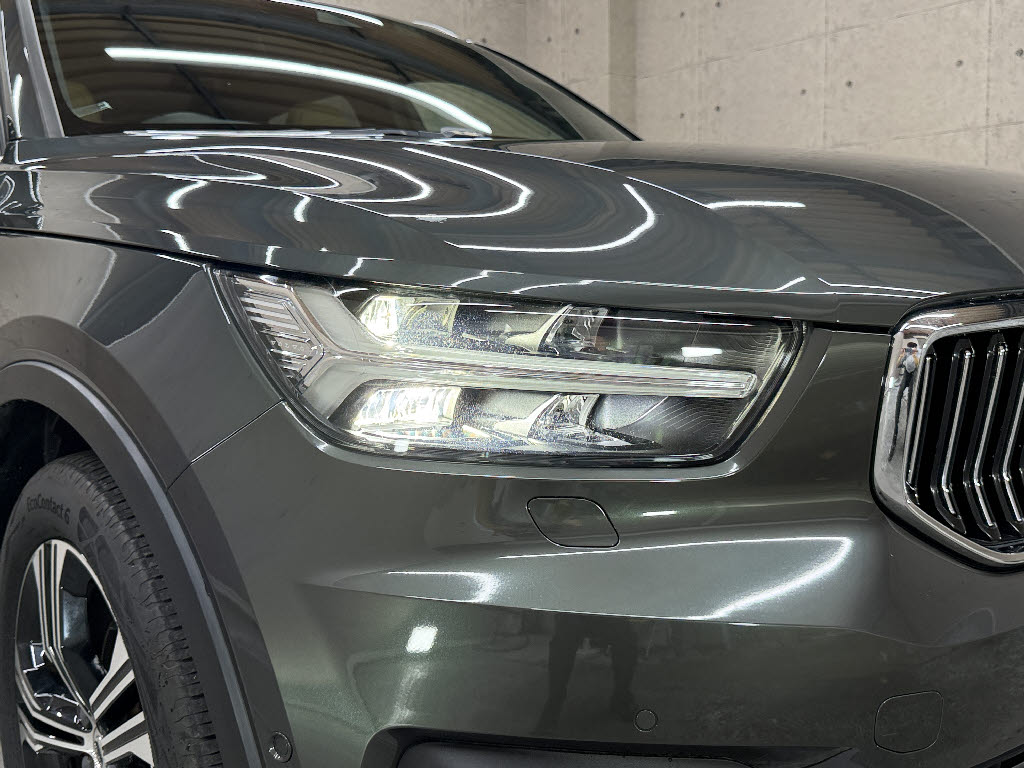 ボルボ ボルボ ＸＣ４０ T4 AWD ｲﾝｽｸﾘﾌﾟｼｮﾝ