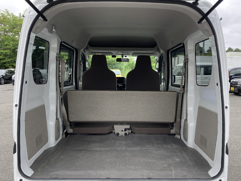 ニッサン NV100ｸﾘｯﾊﾟｰV DX GLﾊﾟｯｹｰｼﾞ ﾊｲﾙｰﾌ 4WD