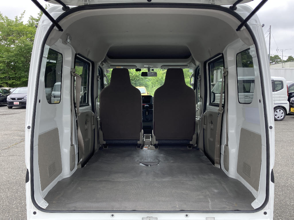 ニッサン NV100ｸﾘｯﾊﾟｰV DX GLﾊﾟｯｹｰｼﾞ ﾊｲﾙｰﾌ 4WD