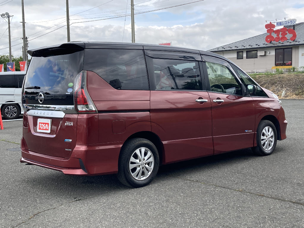 ニッサン セレナ ﾊｲｳｪｲｽﾀｰ 4WD