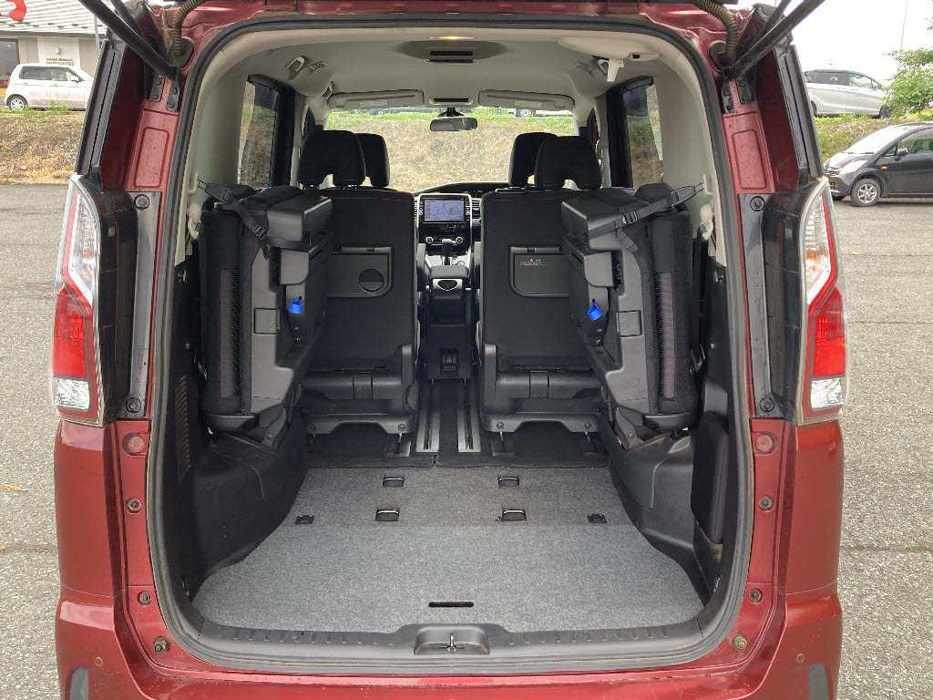 ニッサン セレナ ﾊｲｳｪｲｽﾀｰ 4WD