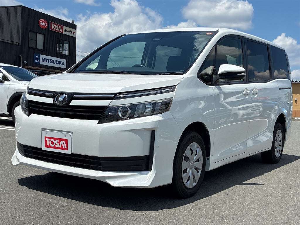 トヨタ ヴォクシー X 4WD