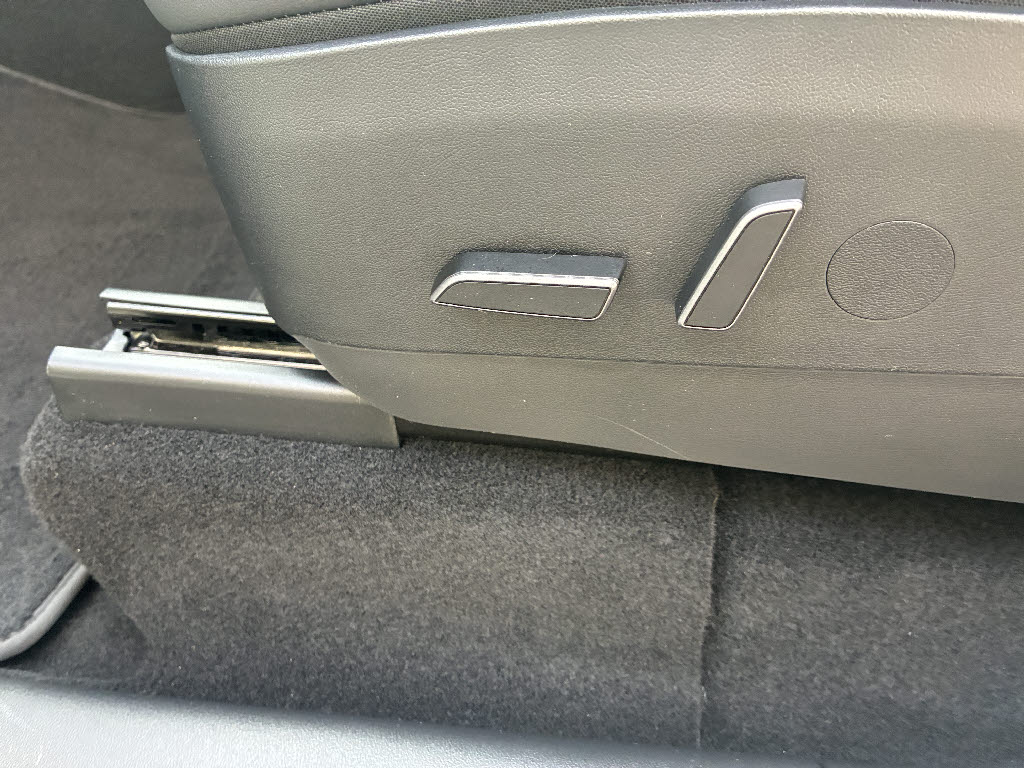 その他輸入車 テスラ モデルＹ RWD