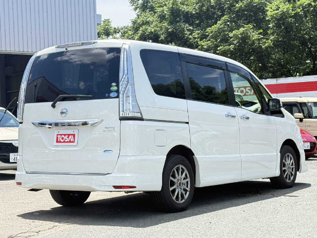 ニッサン セレナ ﾊｲｳｪｲｽﾀｰ 4WD